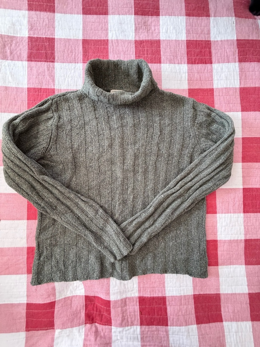 L.L. Bean Olive Gray Ribbed Turtleneck Sweater women’s size S